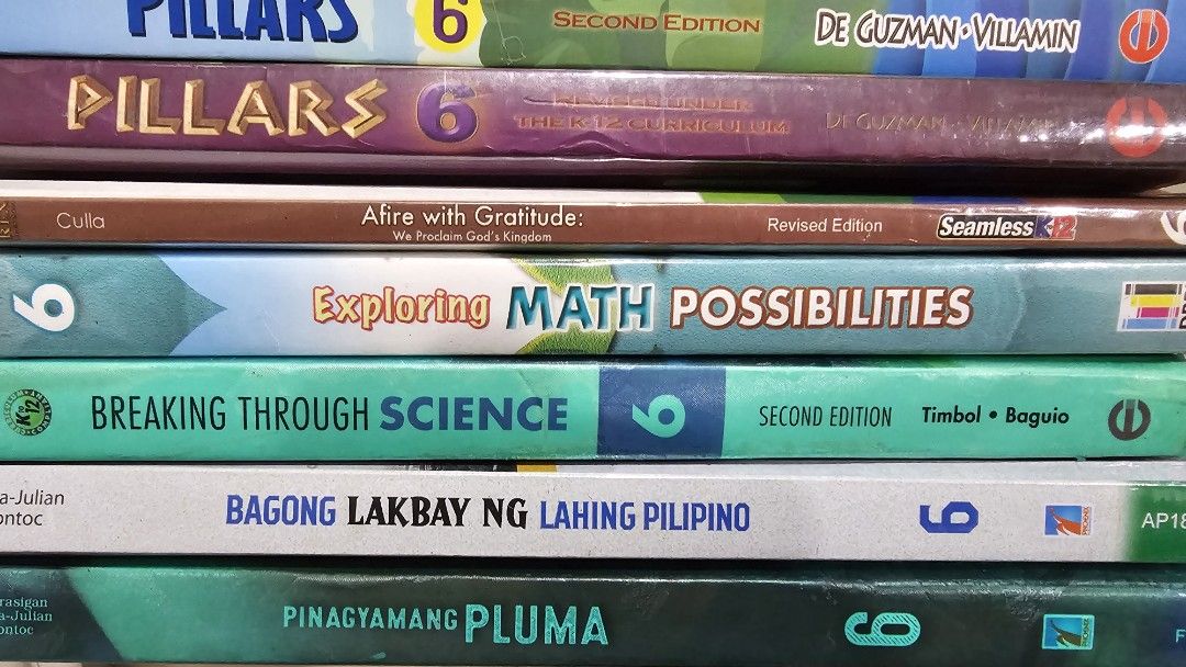 Grade 6 textbooks (Category: Textbooks) located in Manila. Submitted by tresmmm (Listing ID 1242462689, Image 1). Description: grade 6 books.
