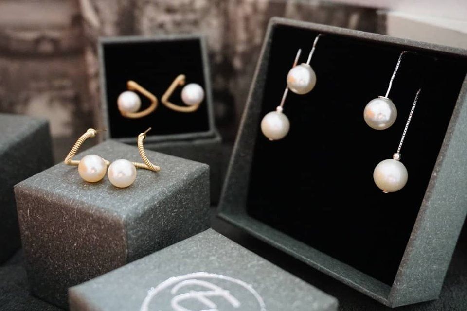 Genuine pearl hotsell earrings