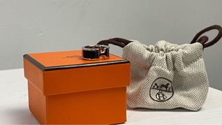 由 underraf (刊登 ID 1242434095，圖片 1) 提交，位於 的 (類別：)，說明：。