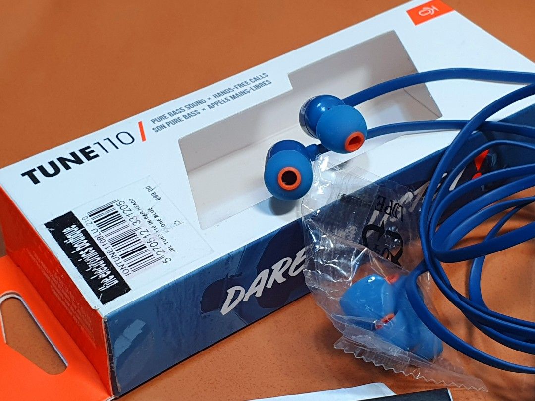 JBL Tune 110 wired Headset by Harman (Category: Headphones & Headsets) located in Caloocan City. Submitted by mack.bay (Listing ID 1242503588, Image 2). Description: JBL TUNE 110 Wired Headset by Harman Kardon. ORIGINAL Color :Blue For Music ang Call. Using Rubberized/silicon flat ANTI SWEAT cable. Bought for P899. in Electronic Boutique. Selling for P780. only Very nice sound, Good bass, Dynamic sound, clear voice With mic control. 3 pair of Bud