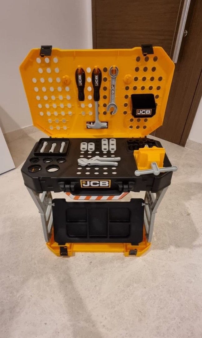 Jcb toy tool bench hot sale