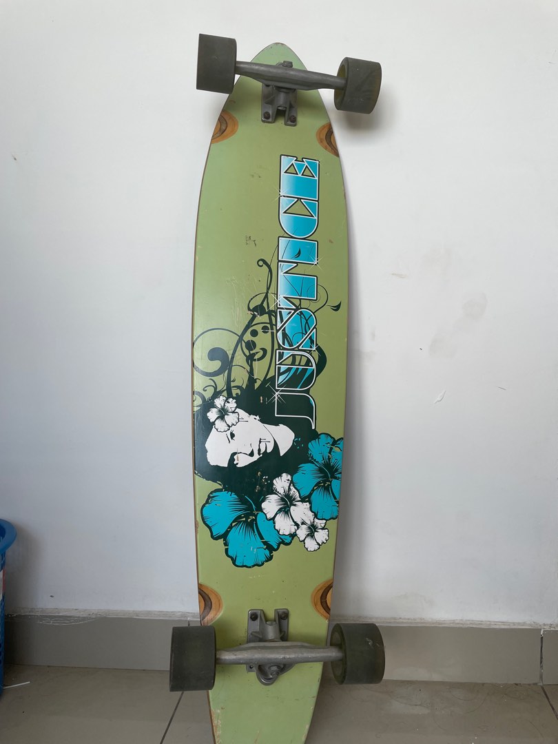 42 inch longboard surf, Sports Equipment, Sports & Games, Skates, Rollerblades on Carousell