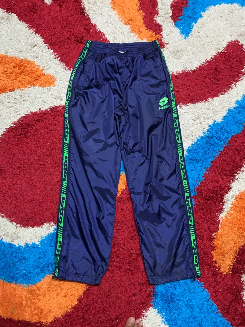 Lotto side tape Men s Fashion Activewear on Carousell