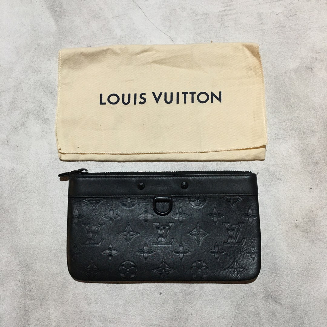 Louis Vuitton banana bag, Barang Mewah, Tas & Dompet di Carousell