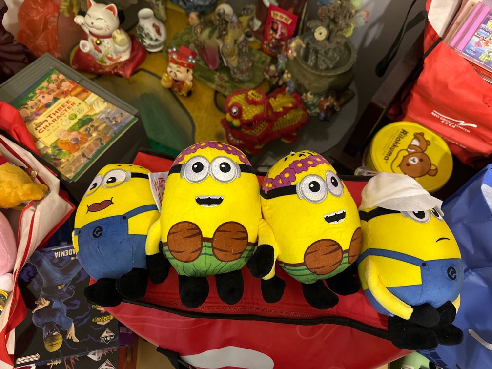 Minion Plushies, Hobbies & Toys, Toys & Games on Carousell