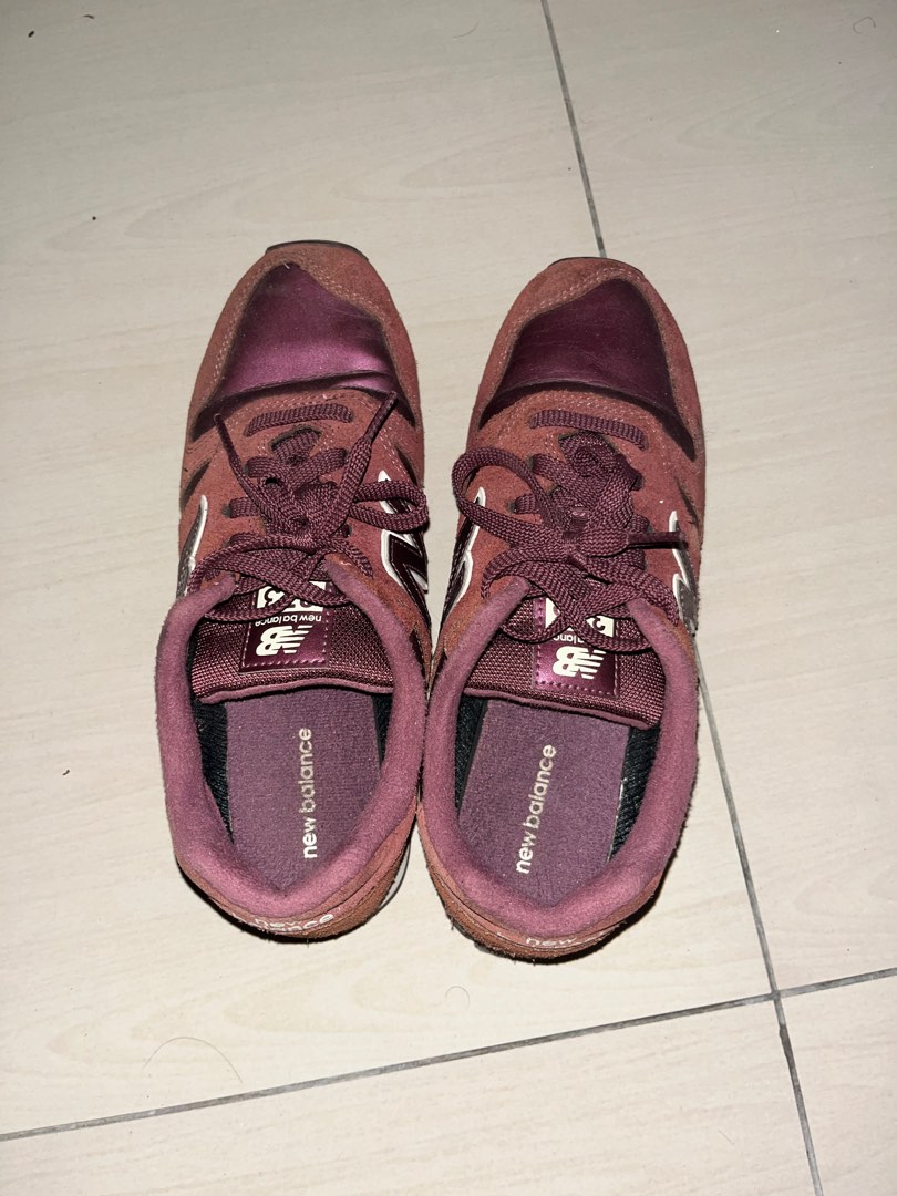 New balance hot sale 373 maroon
