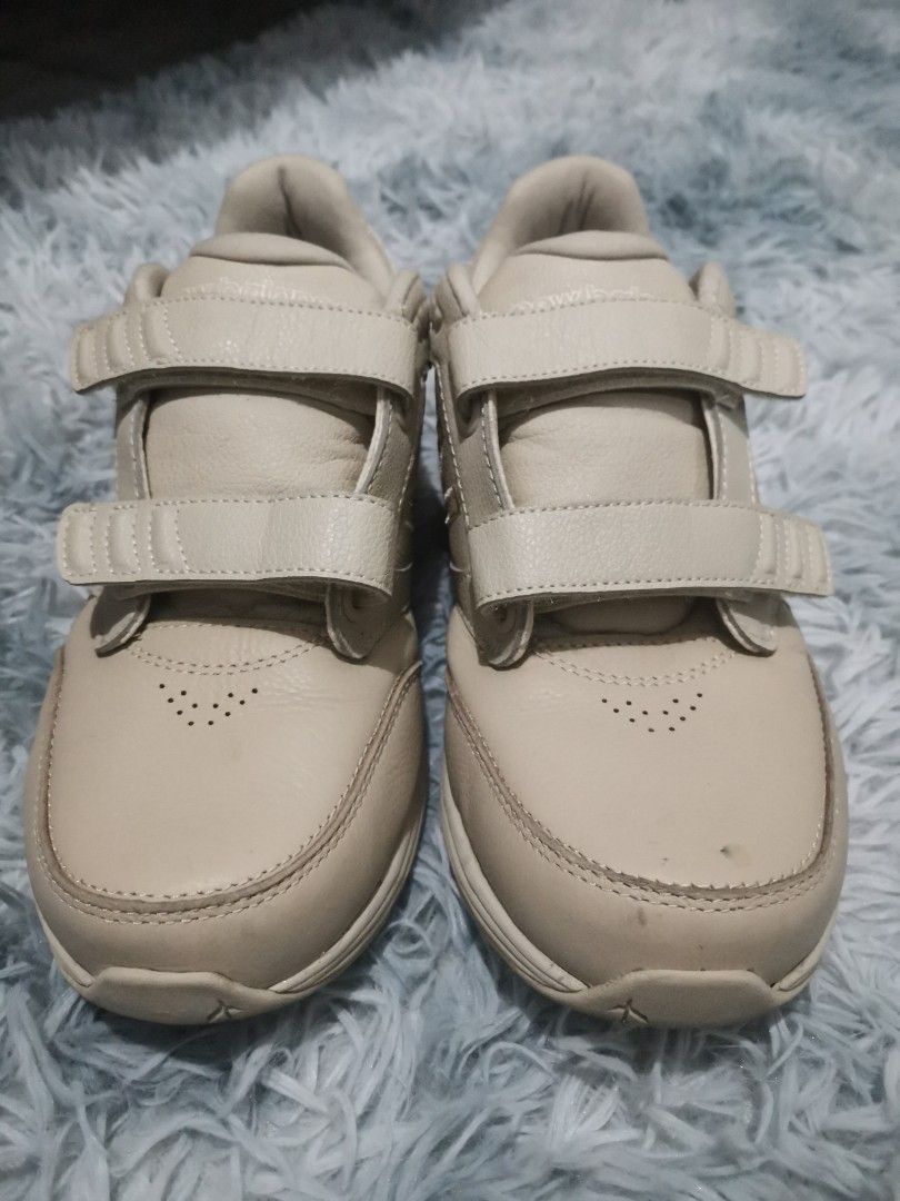 NEW BALANCE 928v3 hook and loop on Carousell