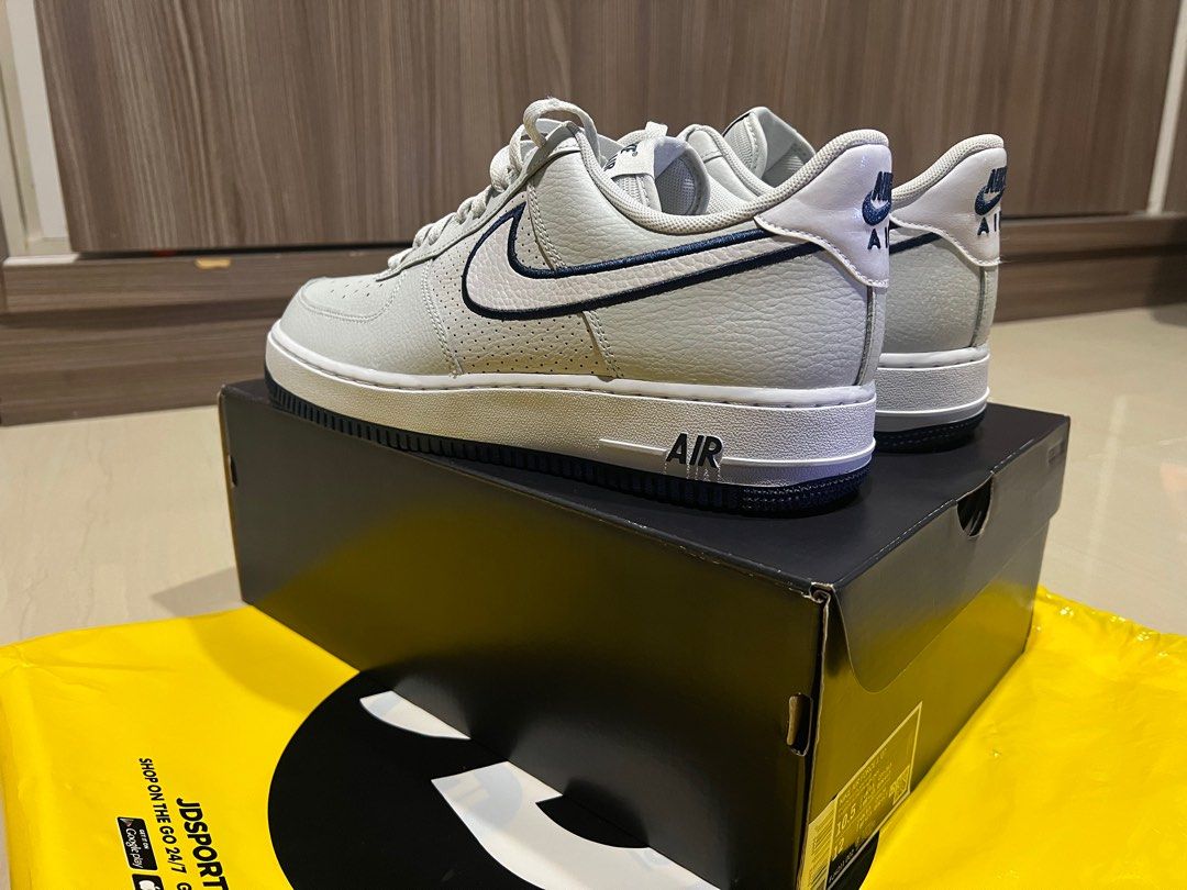 Nike Air Force 1 Photon Dust BNIB