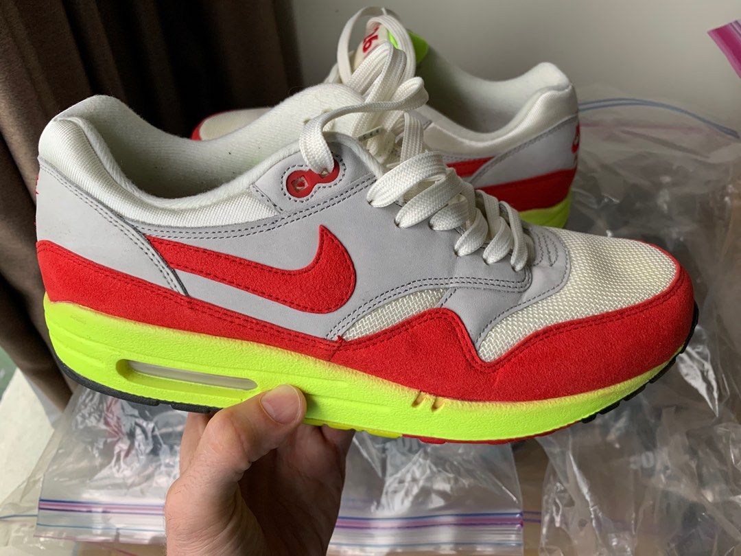 Nike air max 1 air max day neon sole sz 8us