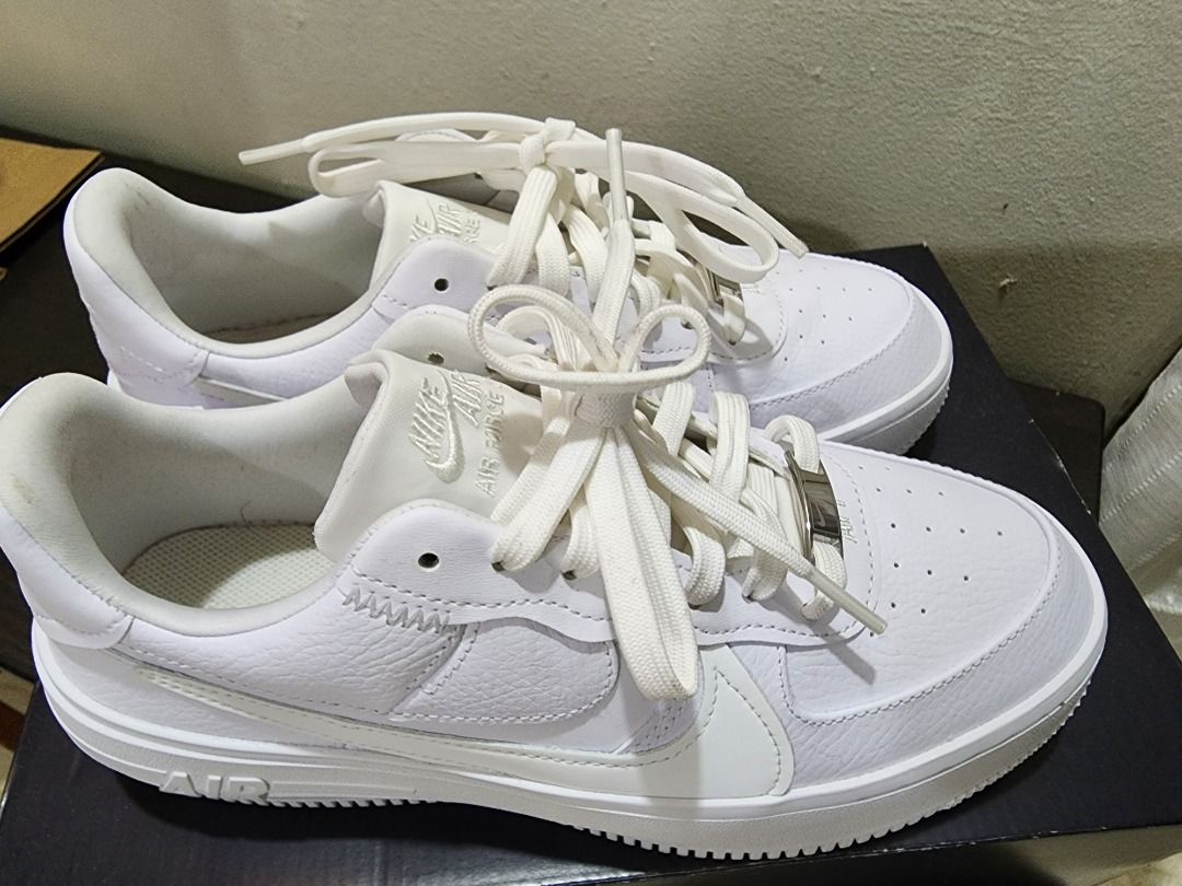 Nike Airforce 1 PLT.AF.ORM size US8.5 UK 6 EU 40