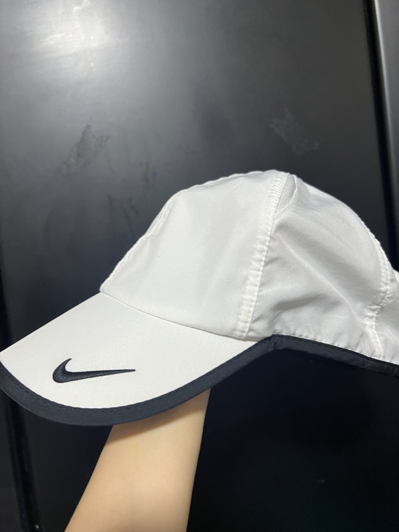 White nike outlet cap mens