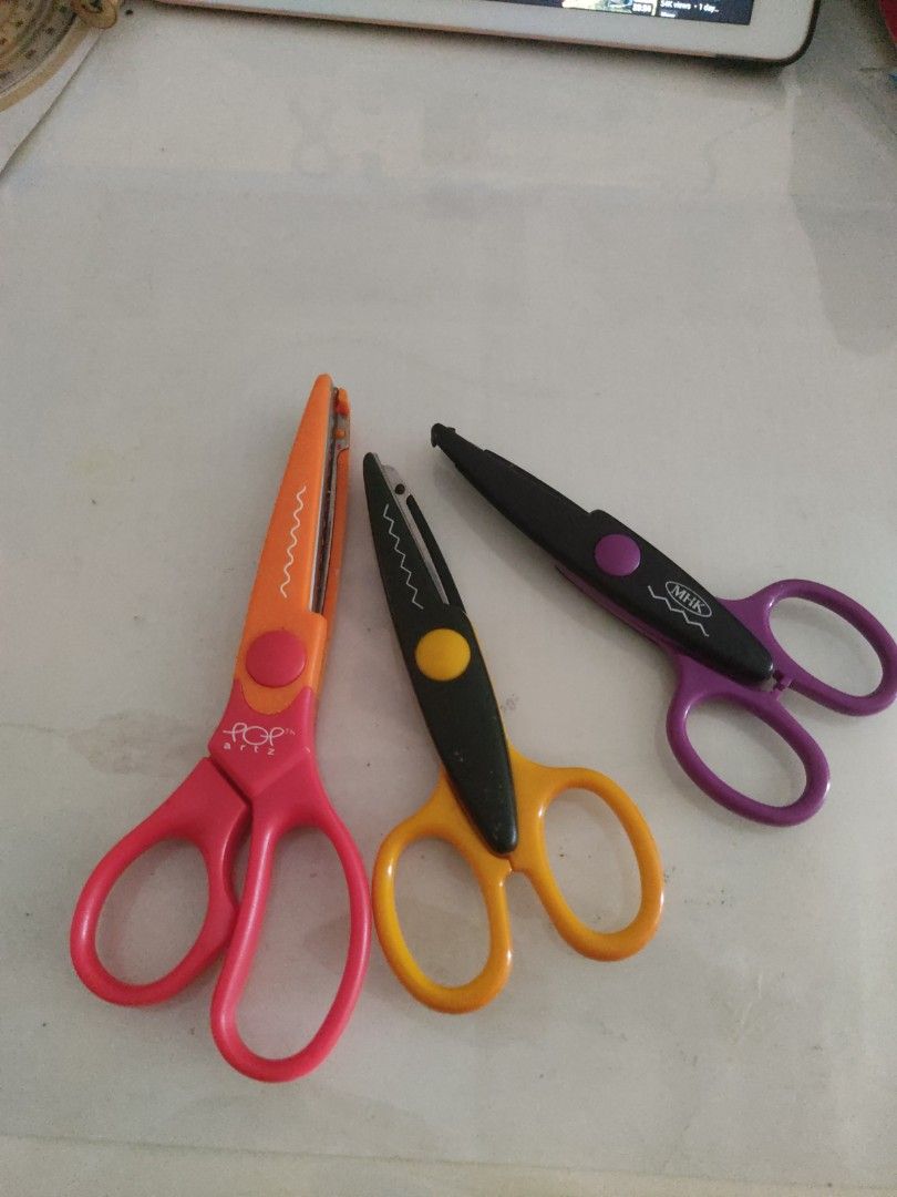 1pc Scissors Design DIY Scissors Crafts, Daily Use, Students Stationery  Retro Design Small Scissors