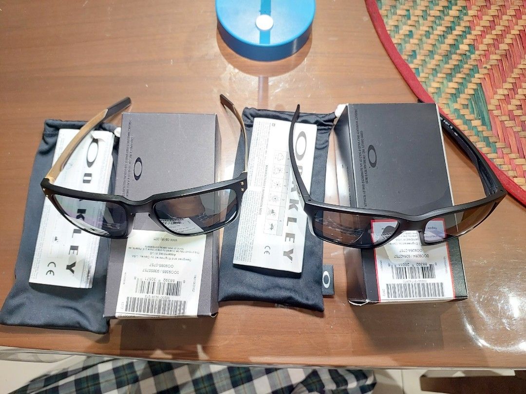 Oakley sunglasses deals original price