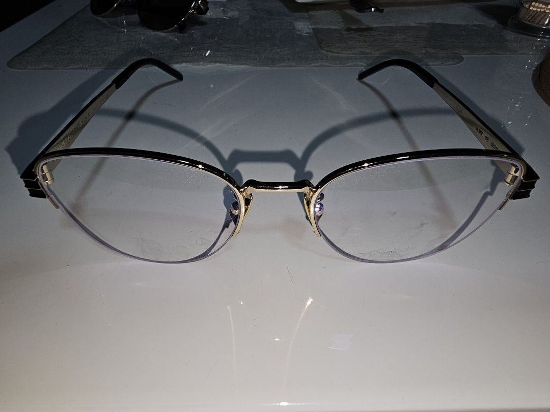 Original YSL Saint Laurent spectacles used and good condition