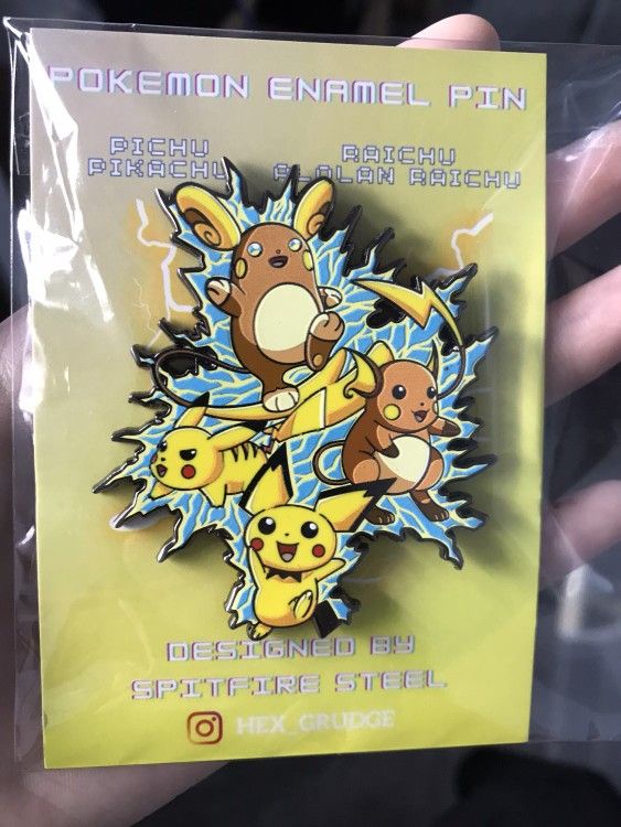 Pichu, Pikachu & Raichu Evolution Pokémon Pin