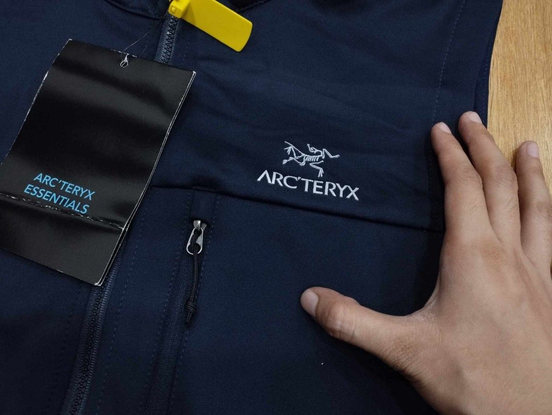 Proton Arcteryx Vest, Men's Fashion, Tops & Sets, Vests on Carousell