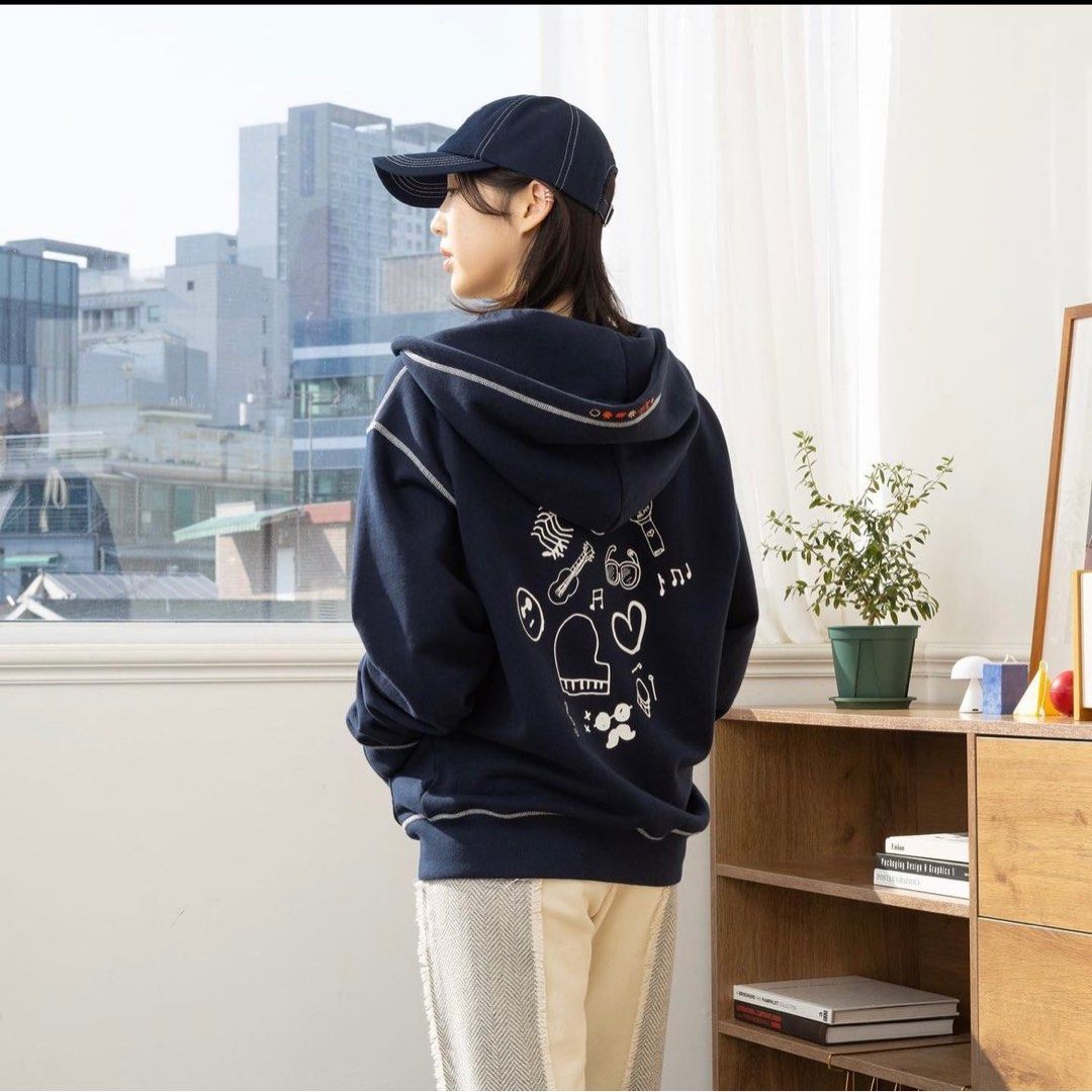 Official PTD On stage-Seoul Zip up Hoodie, Women's Fashion, Coats, Jackets  and Outerwear on Carousell