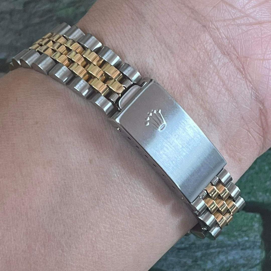 Rolex date just junior size 31mm black vignette (Category: Luxury Watches) located in Quezon City. Submitted by authenticandluxury_bags (Listing ID 1242422210, Image 3). Description: Rolex date just junior size 31mm black vignette costom With diamonds 💎 two tone 18k/ss 1987 model up ik very good running condition rush 379k only.
