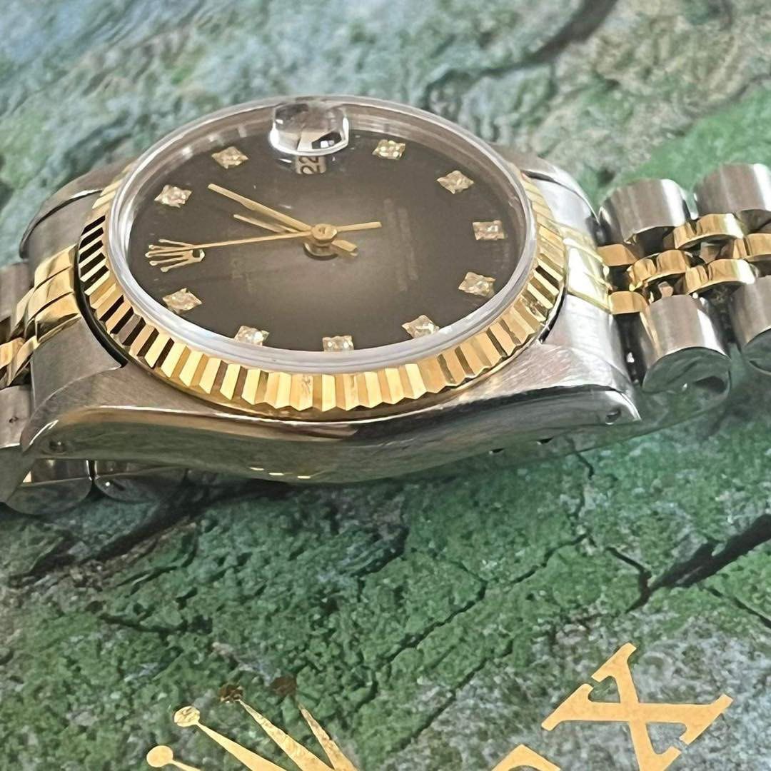 Rolex date just junior size 31mm black vignette (Category: Luxury Watches) located in Quezon City. Submitted by authenticandluxury_bags (Listing ID 1242422210, Image 2). Description: Rolex date just junior size 31mm black vignette costom With diamonds 💎 two tone 18k/ss 1987 model up ik very good running condition rush 379k only.