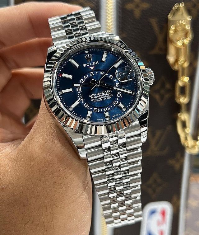 Rolex discount dweller price
