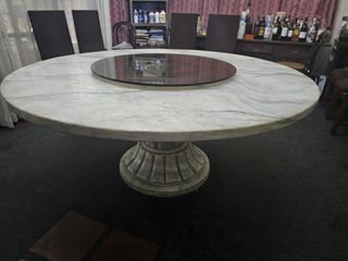 Round Marble dining table for 8pax