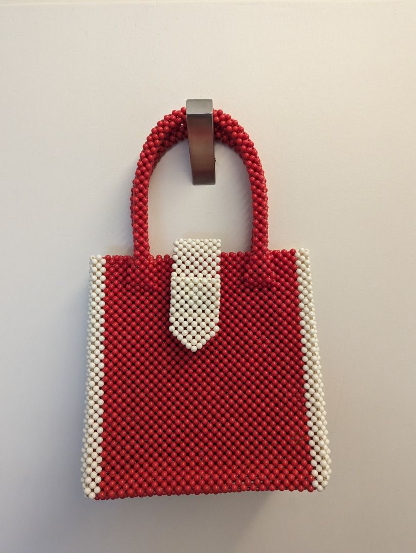 Seek the Uniq Red Beaded Bag (Category: Purses & Pouches) located in Pasig City. Submitted by ineedclosetspacepls (Listing ID 1242381860, Image 1). Description: Bought for P3,750.