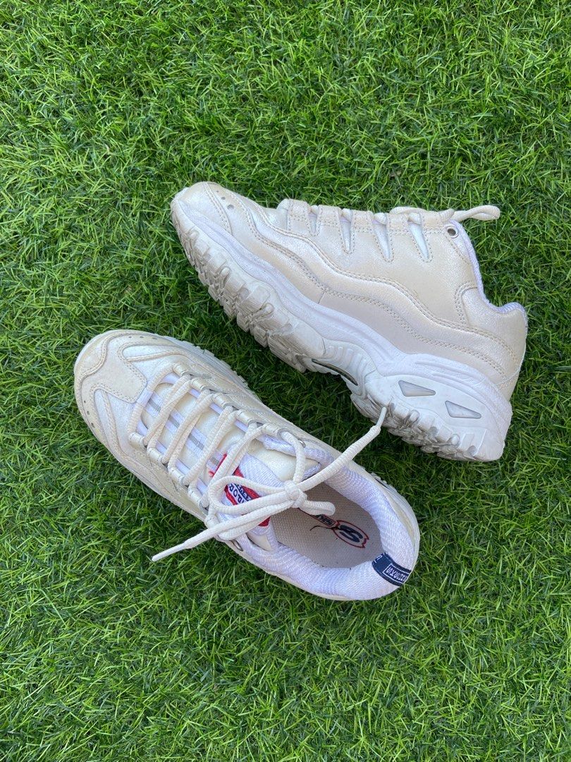 Sketchers chunky shop sneakers