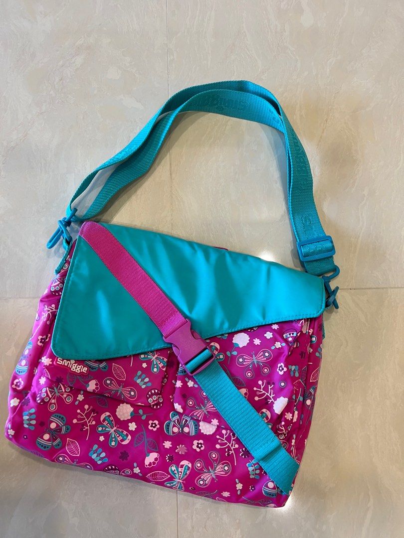 Smiggle sling bag clearance
