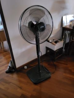 (Category: ) located in . Submitted by sfk007 (Listing ID 1242355527, Image 1). Description: .
