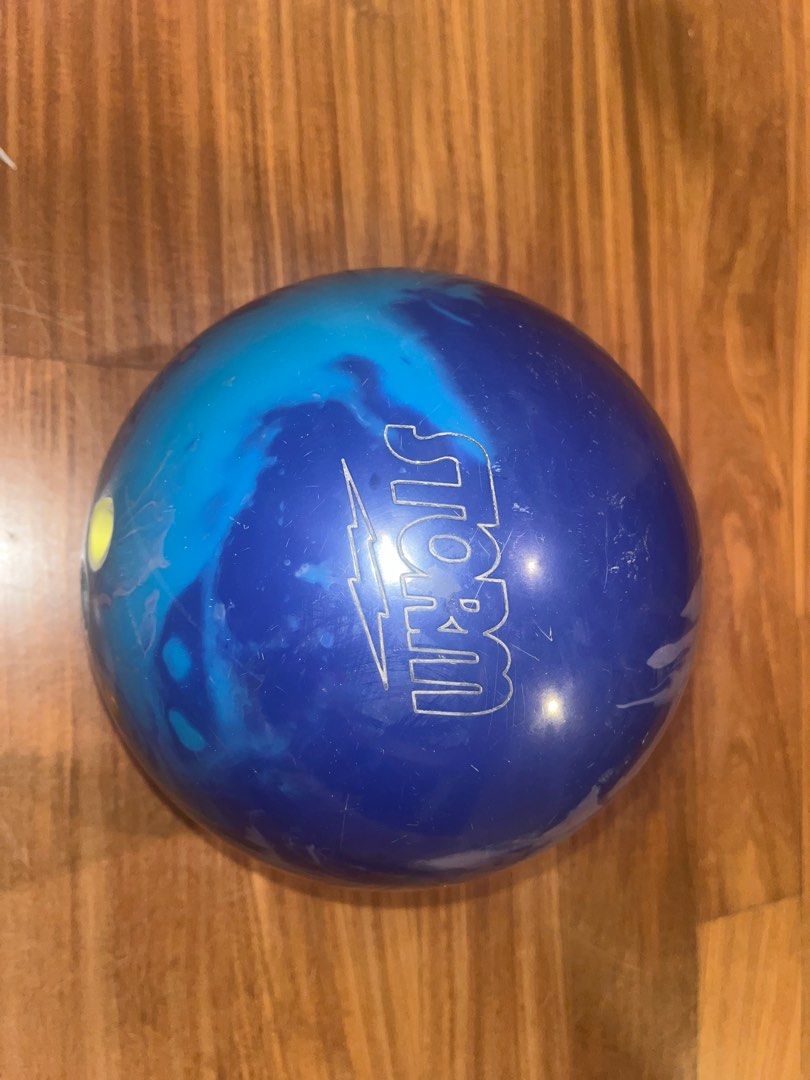 Storm Axiom Bowling Ball 14 Pounds, Sports Equipment, Sports & Games
