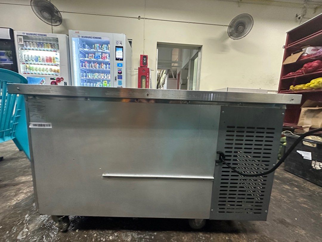 Tabletop chiller and freezer /counter refrigerator&freezer, TV & Home