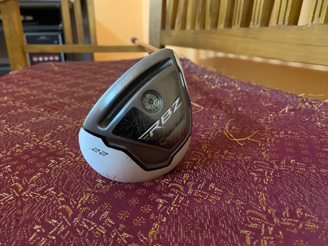 Taylormade RBZ Hybrid 4, Sports Equipment, Sports & Games, Golf on