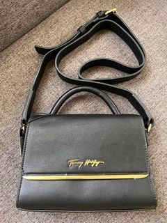 Tommy Flap Small Crossbody Leather