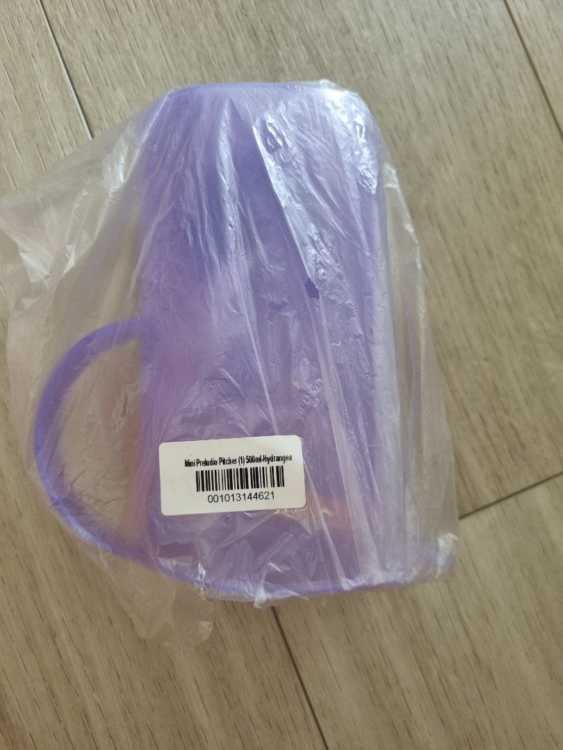Tupperware pitcher65074406262530113