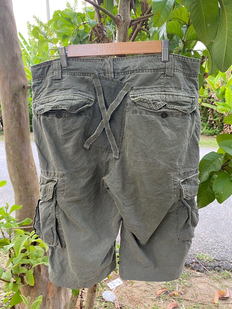 Military shop style shorts
