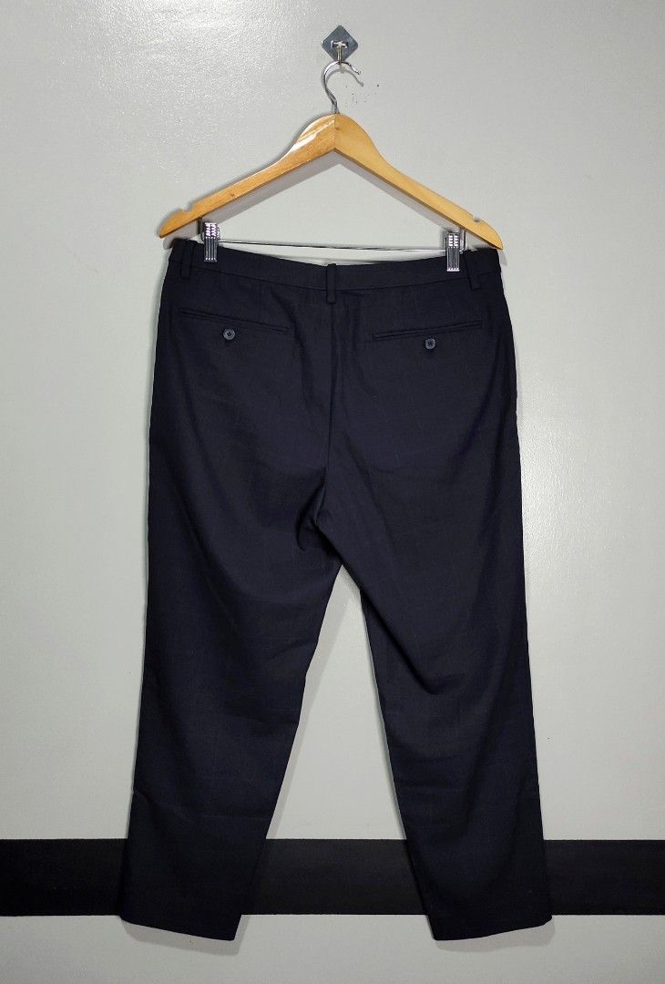 UNIQLO Ezy Ankle Pants on Carousell