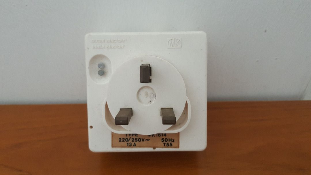 Used Mechanical Timer Controller Socket, Selling $16 (Category: Electrical, Adaptors & Sockets) located in Singapore. Submitted by directdeal128 (Listing ID 1242394040, Image 3). Description: Used, Selling $16 In working condition. Outer Ring Off Inner Ring On 1 Week Program, Monday to Sunday Power Blackout No Worries, It Will Still Work ------- Meet-up Preferably Before 7pm : Blk 253 Tampines Street 21 (S) 521253, Tampines MRT Station EW2 or DT3