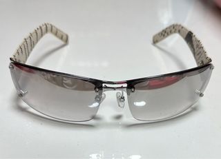 UV protection frameless white snake skin curve lens design sunglasses 防UV無框白色蛇皮設計太陽眼鏡64229676861442110
