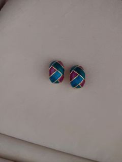 Vintage 80s-90s Gold tone & Tricolour Enamel 
clip on earrings.