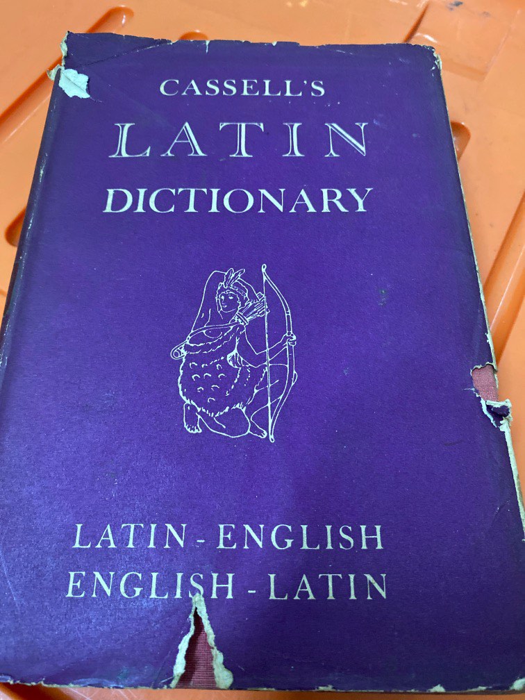 Vintage Latin Dictionary Book, Hobbies & Toys, Memorabilia