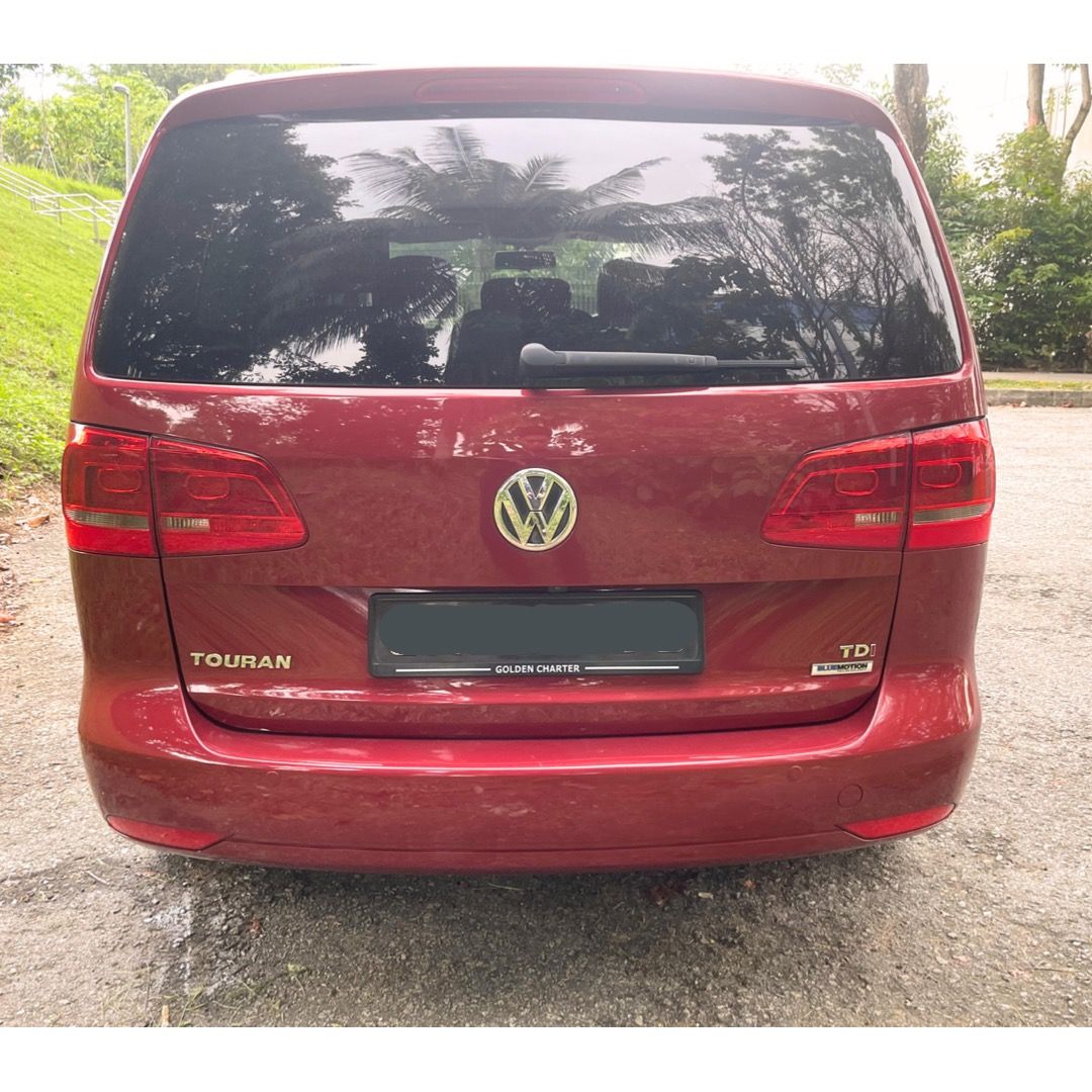 Volkswagen Touran Diesel 7 seater PHV ready. Accident excess 800 only