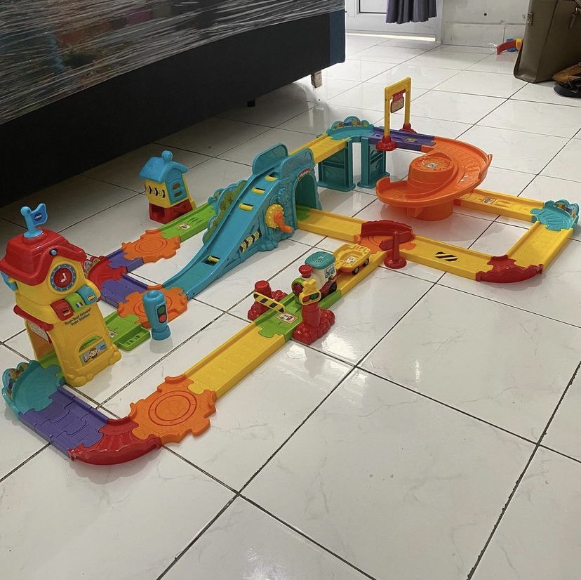 VTech Go! Go! Smart Wheels Train Station Playset on Carousell