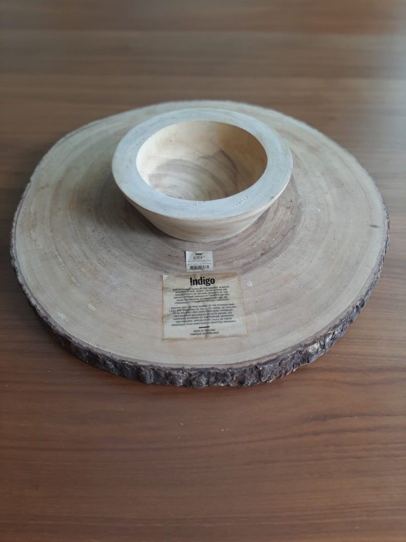 Wood serving tray stand, Furniture & Home Living, Kitchenware