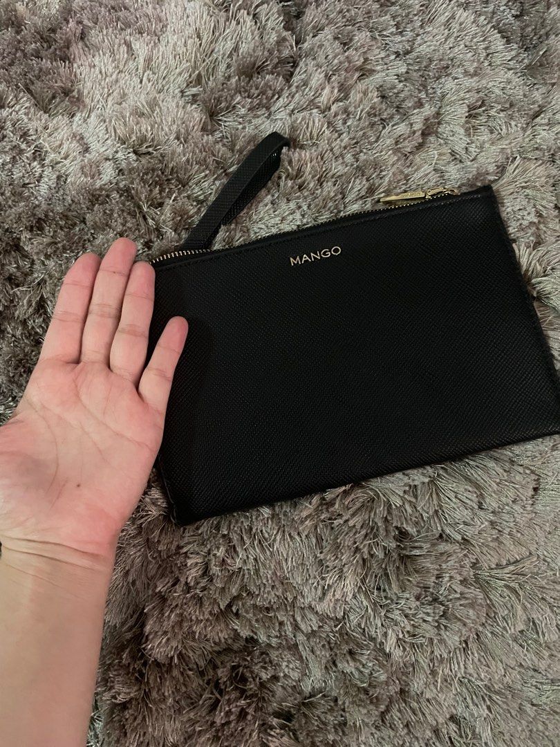 Mango wristlet sales