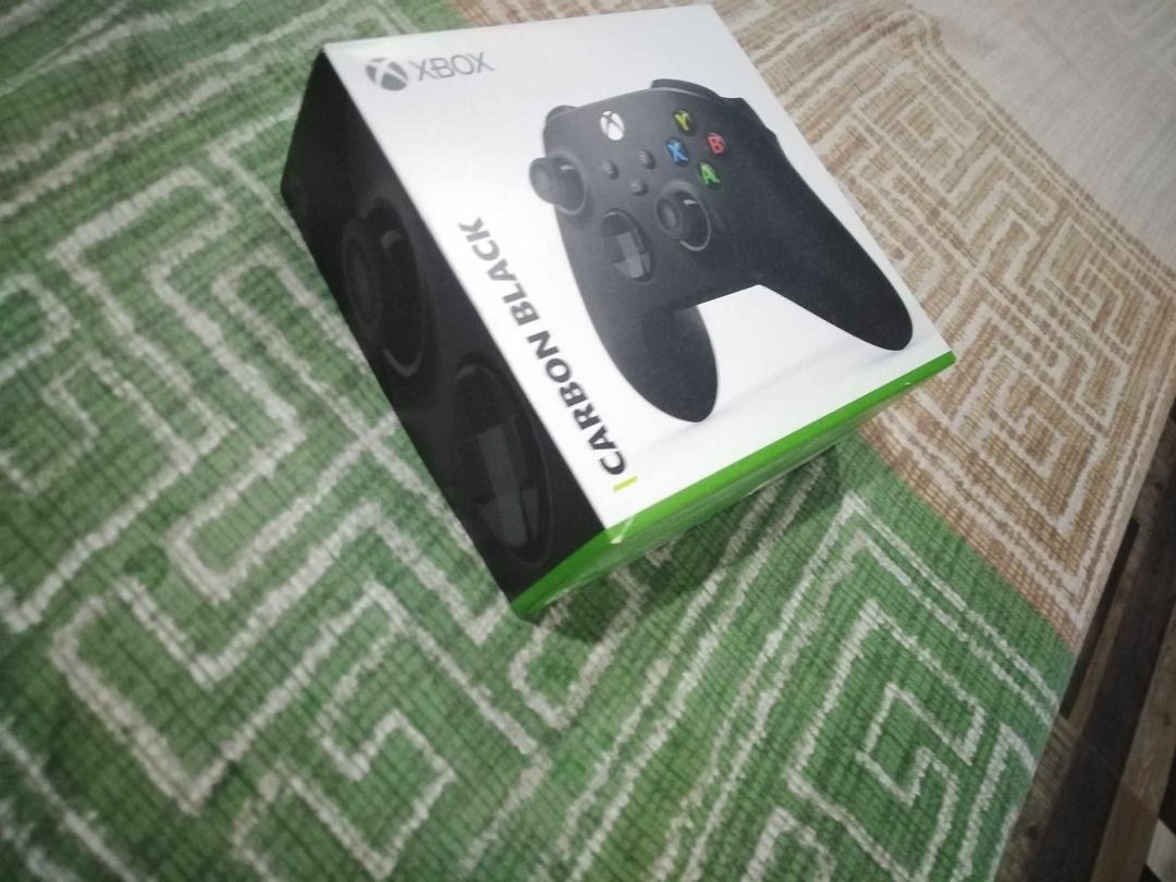 Xbox Series Controller for only 1K pesos no USB type C included(Chat me ...