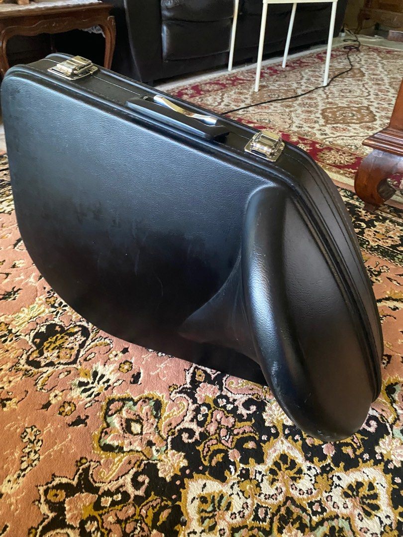 Yamaha double french horn, Hobbies & Toys, Music & Media, Musical