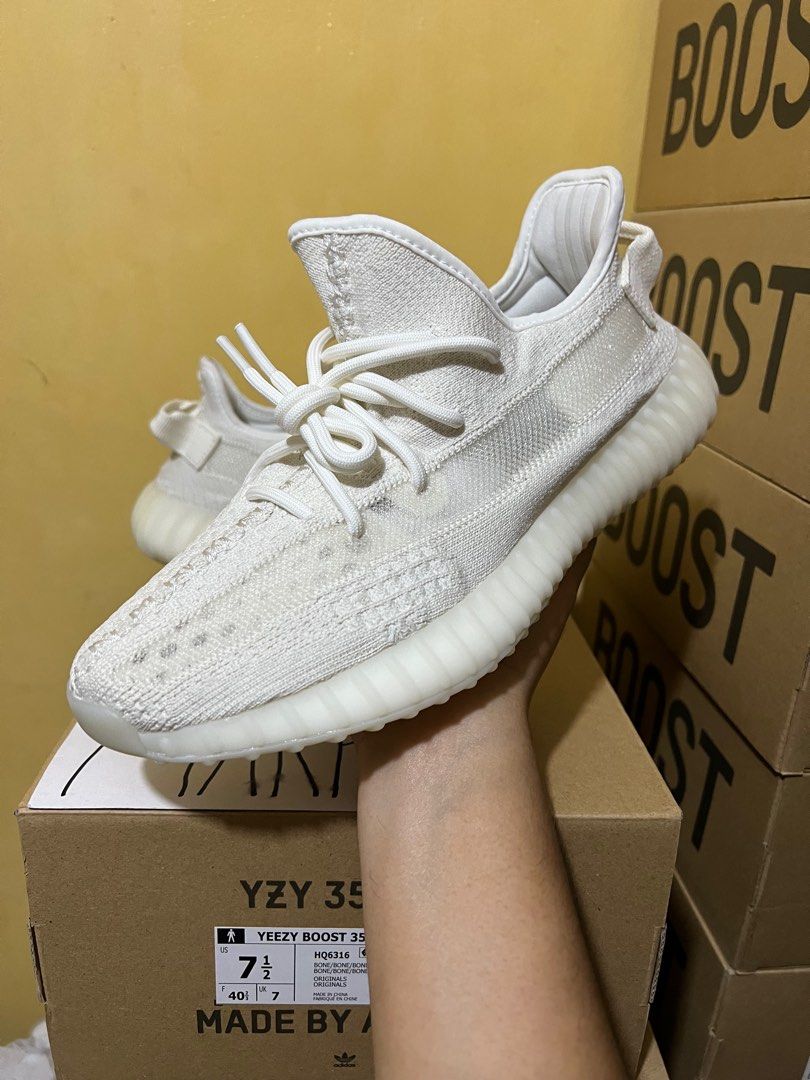 Yeezy Boost 350 v2 Bone Size 7.5