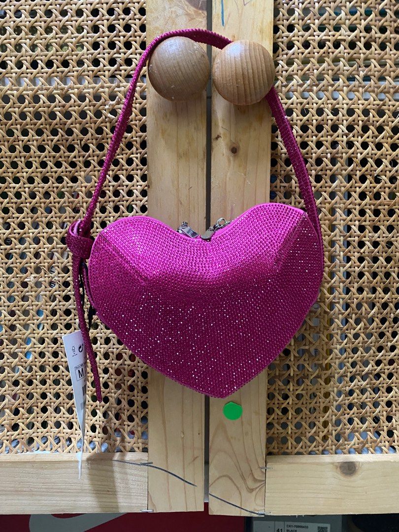 Heart shaped on sale bag zara