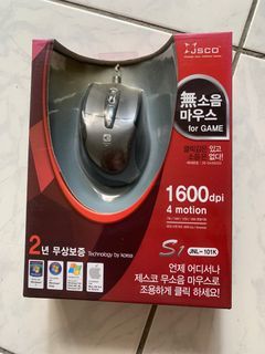韓國競技滑鼠共有六個ㄧ起賣 $300