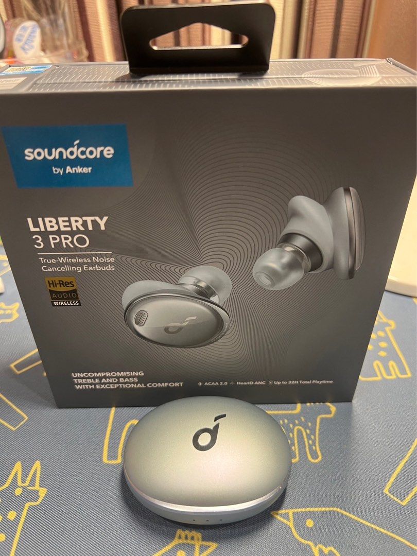 售右耳 Soundcore Liberty 3 pro 主動降噪真無線藍芽耳機（含配件）